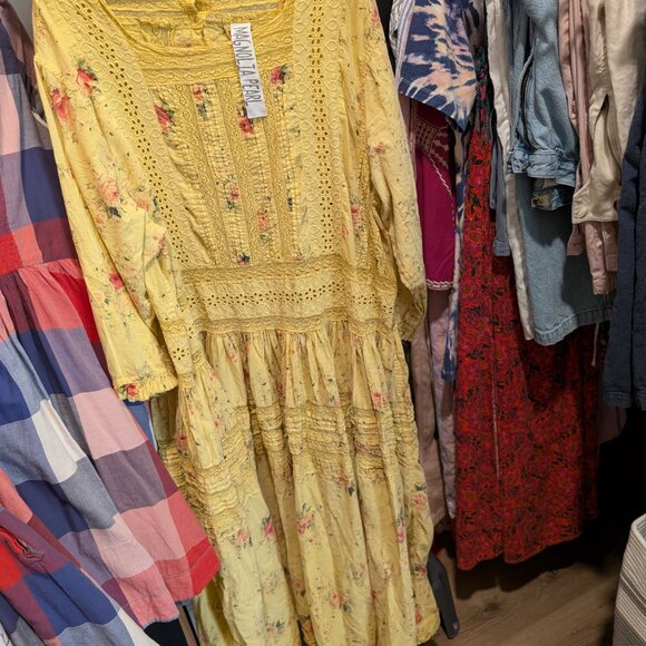 NEW Magnolia Pearl Floral Raelle Dress - Picture 3 of 6